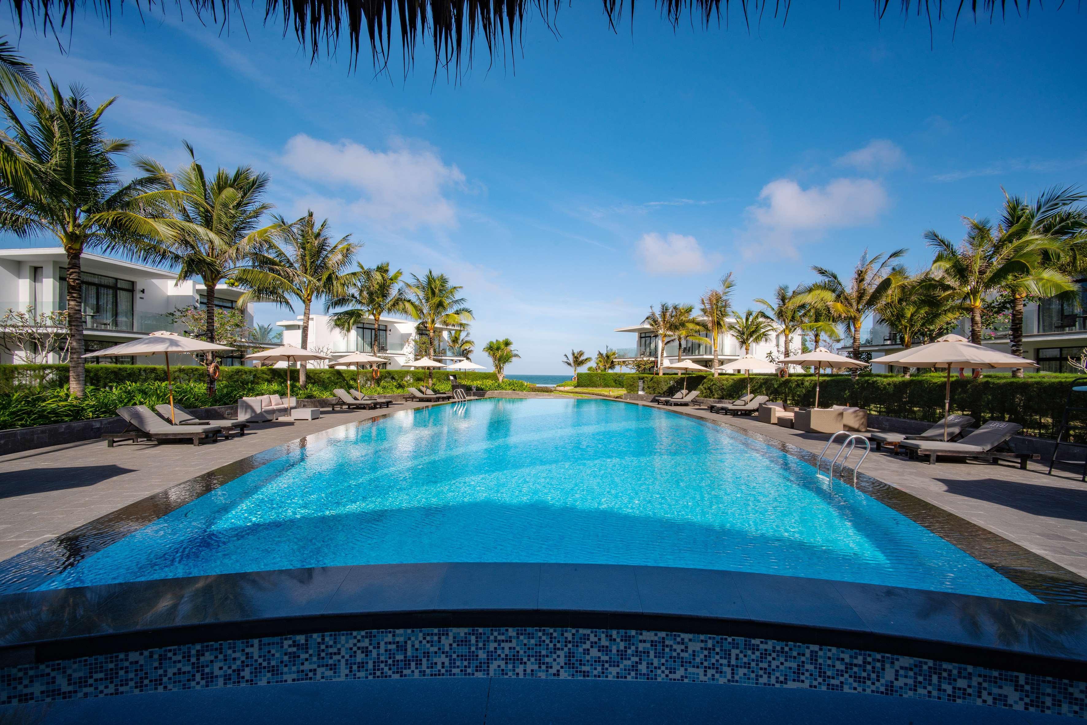 Melia Danang Beach Resort Екстер'єр фото