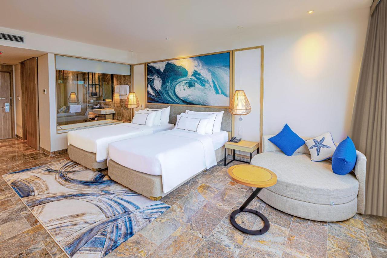 Melia Danang Beach Resort Екстер'єр фото