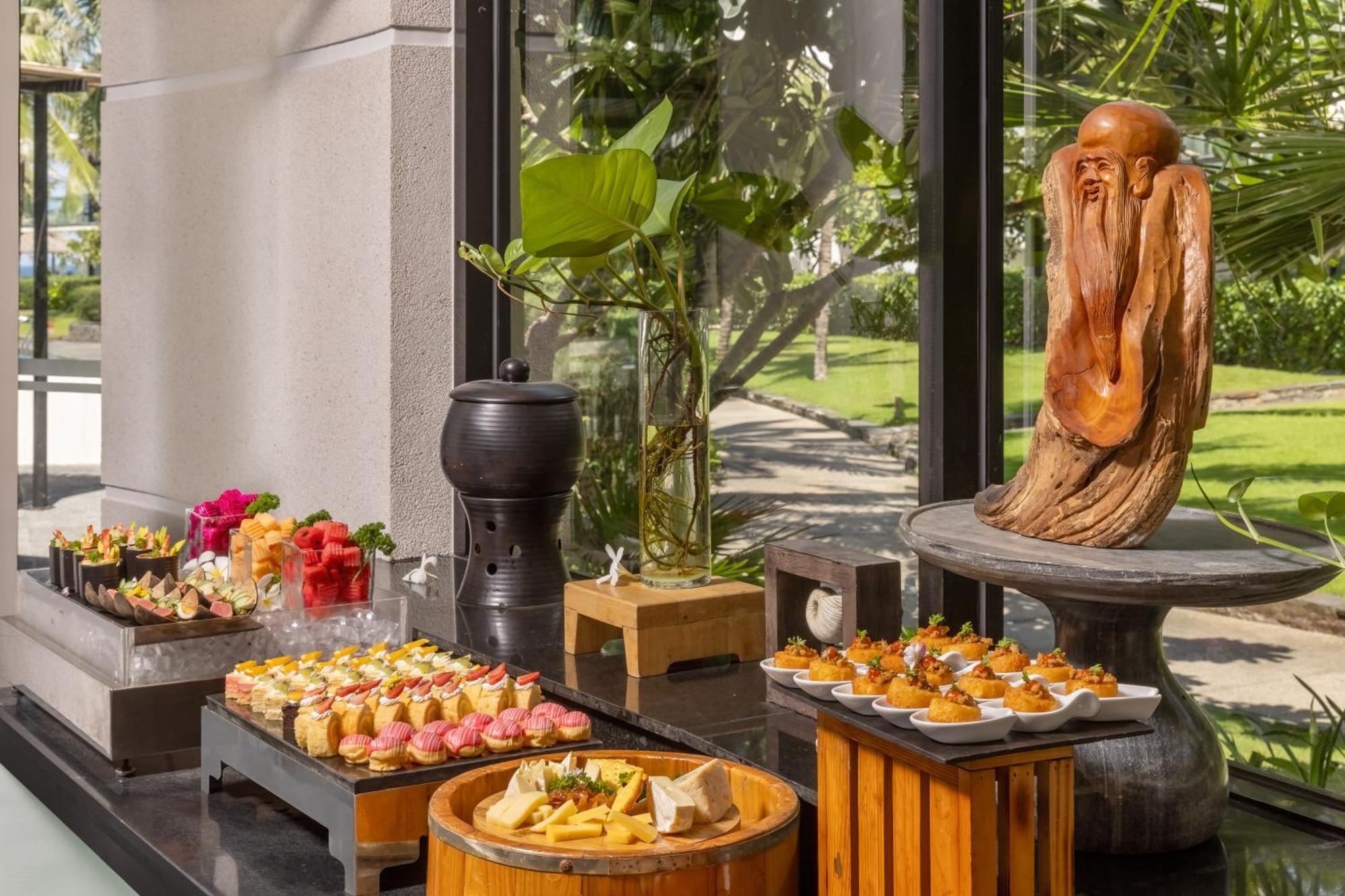 Melia Danang Beach Resort Екстер'єр фото