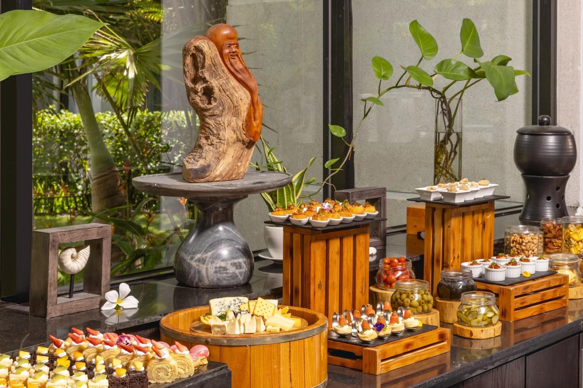 Melia Danang Beach Resort Екстер'єр фото