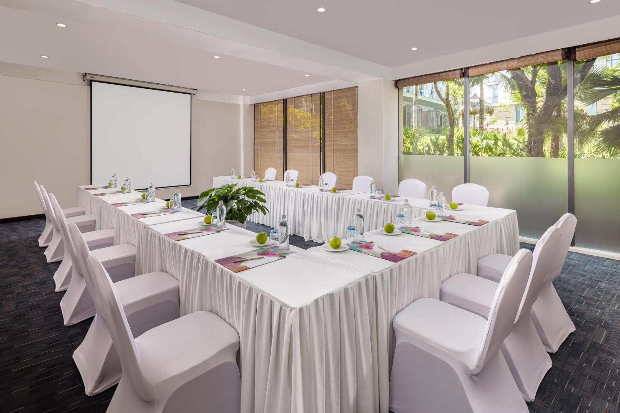 Melia Danang Beach Resort Екстер'єр фото