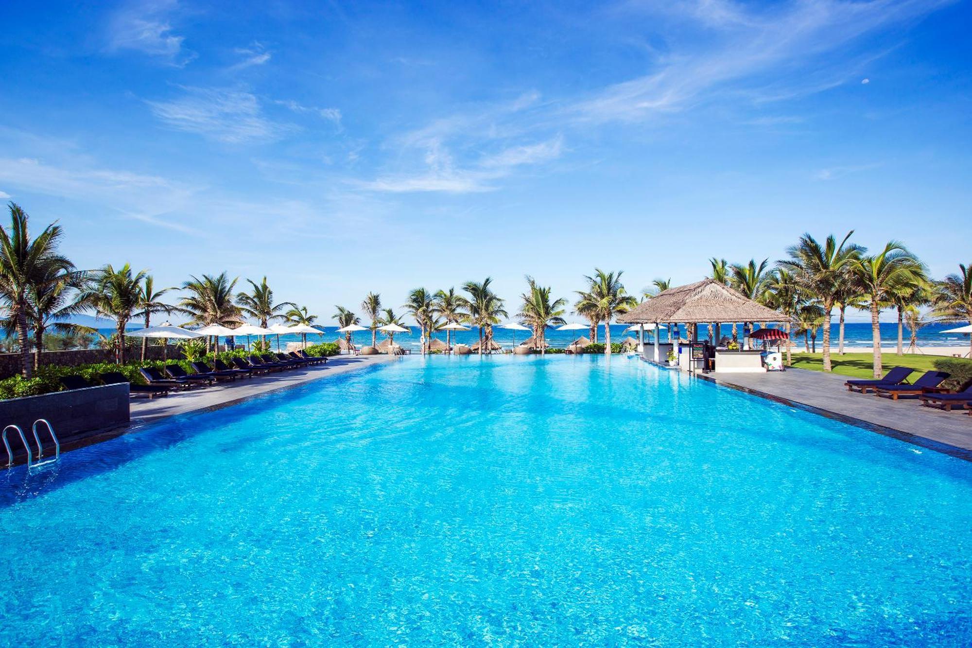 Melia Danang Beach Resort Екстер'єр фото