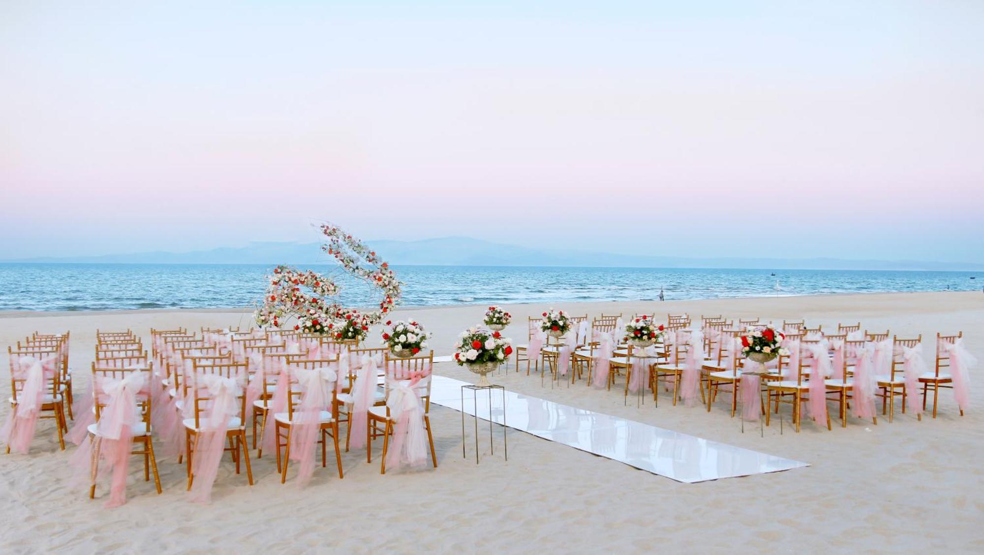 Melia Danang Beach Resort Екстер'єр фото